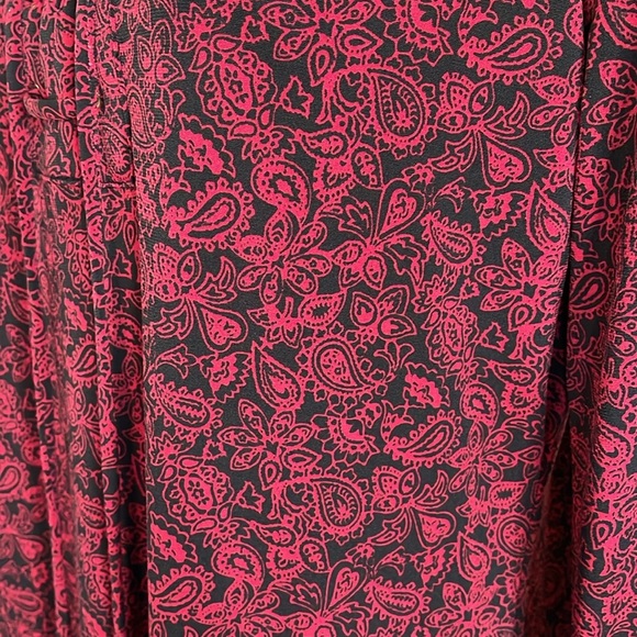 MICHAEL Michael Kors Red and Black Lace-Up Top - Picture 6 of 8